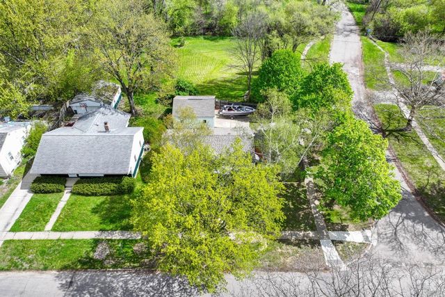 1802 Greenbrook Lane, Flint, MI 48507