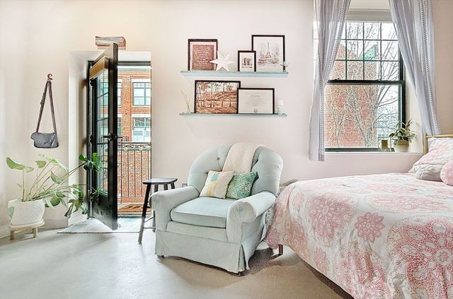 60 Dudley St 22, Chelsea, MA 02151