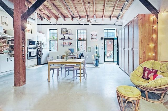 60 Dudley St 22, Chelsea, MA 02151