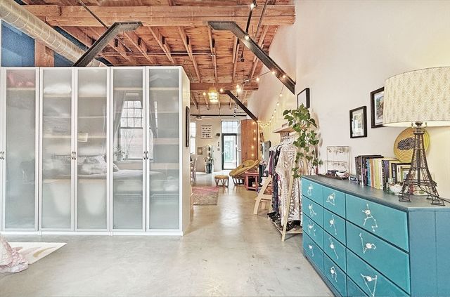 60 Dudley St 22, Chelsea, MA 02151