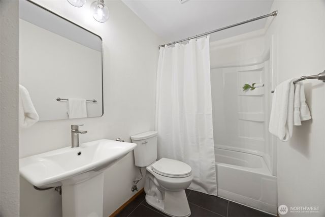 3785 Greenville Place, Bellingham, WA 98226