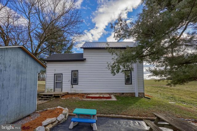 2856 ZINK RD, Manheim, PA 17545