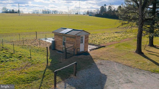 2856 ZINK RD, Manheim, PA 17545