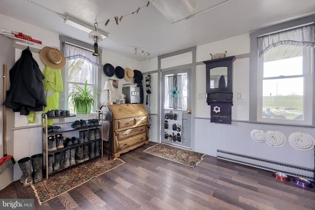 2856 ZINK RD, Manheim, PA 17545