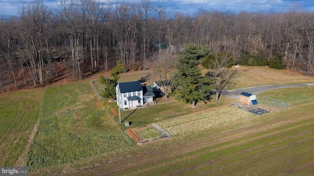 2856 ZINK RD, Manheim, PA 17545
