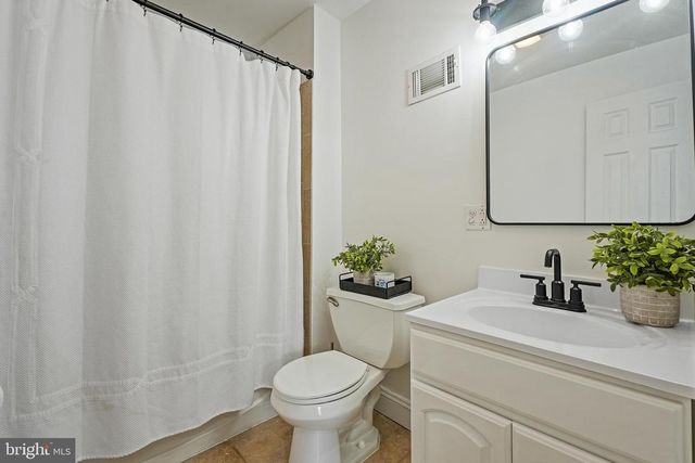 2204 KIMBALL ST, Philadelphia, PA 19146