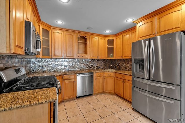 41 Mahogany Drive, Amherst, NY 14221