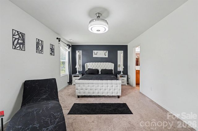 204 Hidden Lakes Road, Statesville, NC 28677