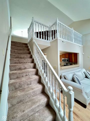 1204 Worcester Way, Greenfield, IN 46140