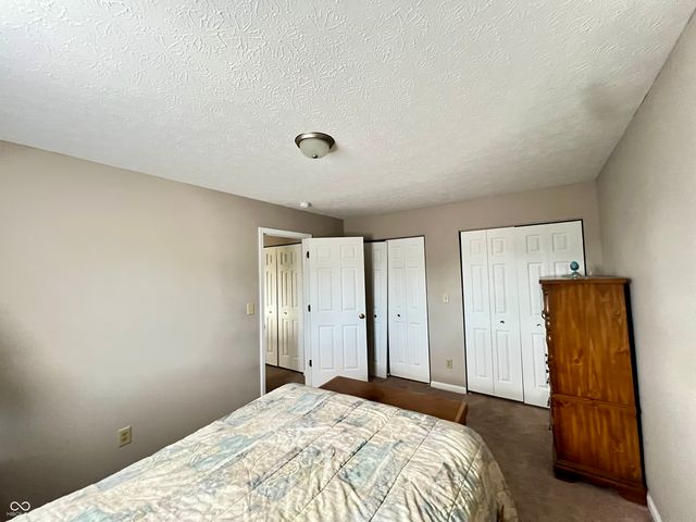 1204 Worcester Way, Greenfield, IN 46140
