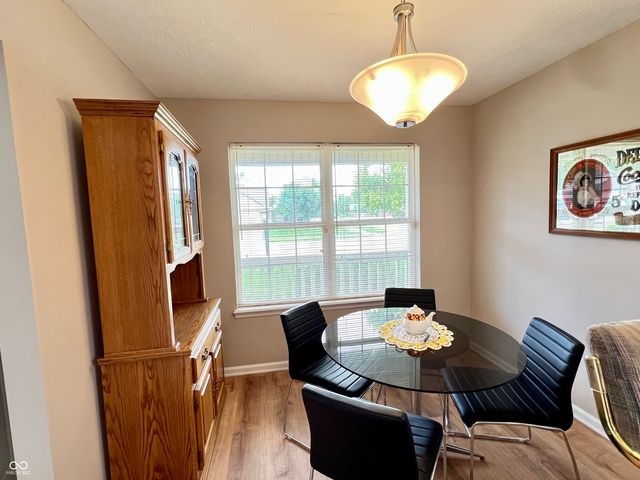 1204 Worcester Way, Greenfield, IN 46140