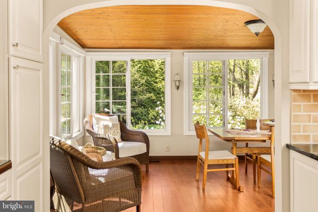 3 SIOUX RD, Pennington, NJ 08534