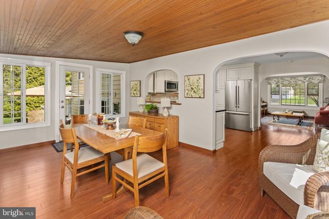 3 SIOUX RD, Pennington, NJ 08534