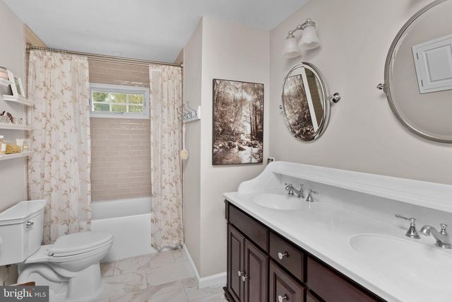 3 SIOUX RD, Pennington, NJ 08534