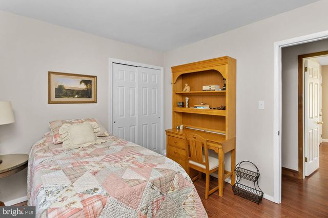 3 SIOUX RD, Pennington, NJ 08534