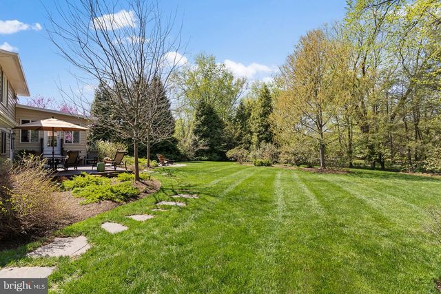 3 SIOUX RD, Pennington, NJ 08534