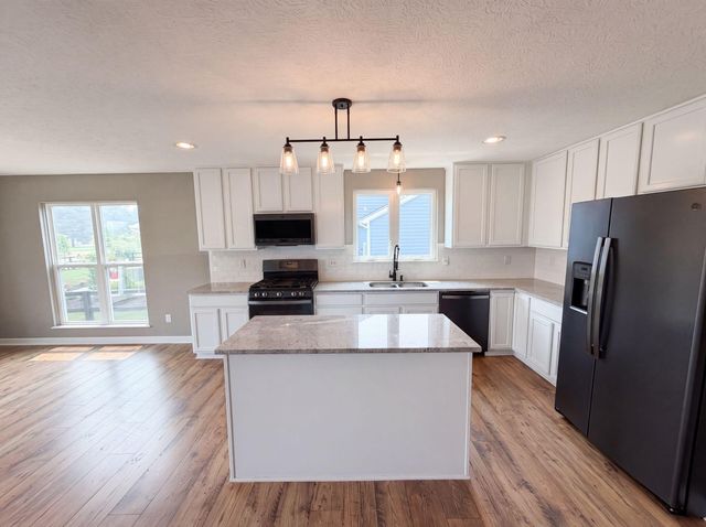 10060 New California Drive, Plain City, OH 43064