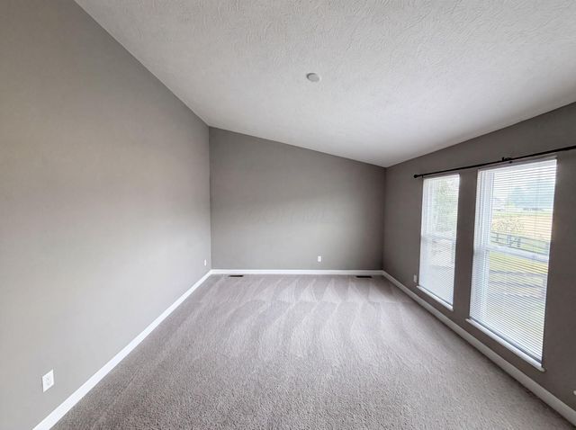 10060 New California Drive, Plain City, OH 43064