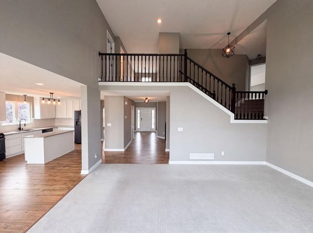 10060 New California Drive, Plain City, OH 43064