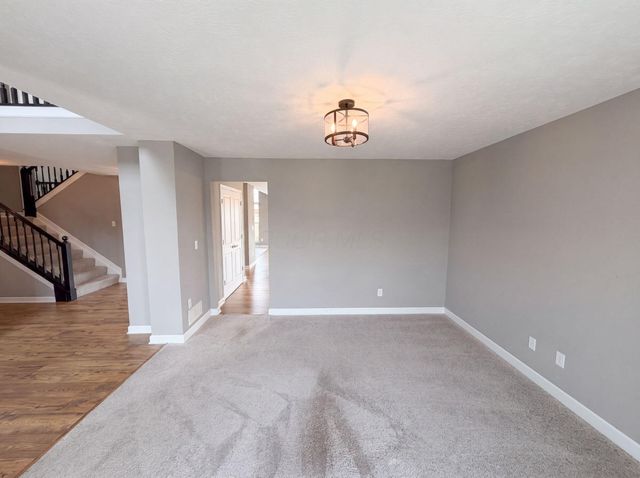 10060 New California Drive, Plain City, OH 43064