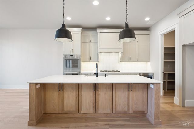 959 E Crescendo St, Meridian, ID 83642