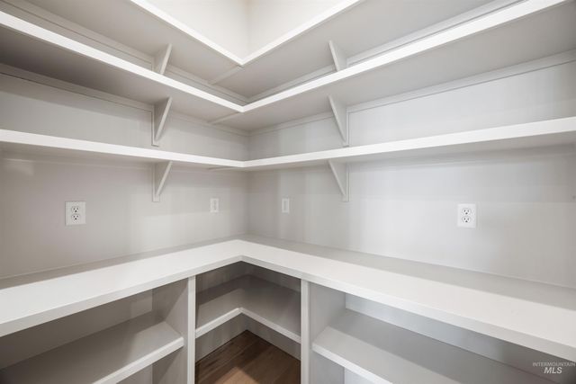 959 E Crescendo St, Meridian, ID 83642