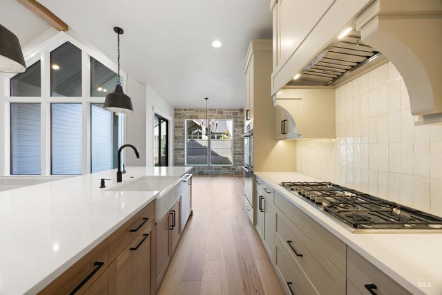 959 E Crescendo St, Meridian, ID 83642