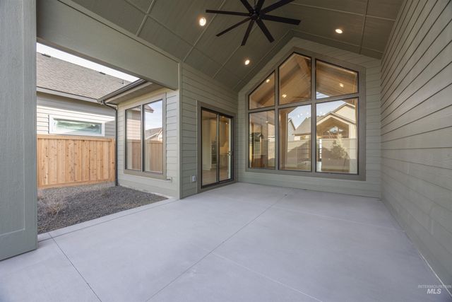 959 E Crescendo St, Meridian, ID 83642