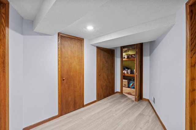 986 Galvin Avenue, West Saint Paul, MN 55118