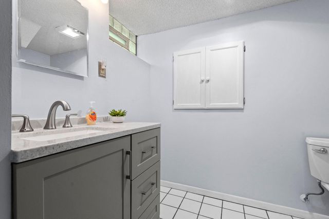 986 Galvin Avenue, West Saint Paul, MN 55118