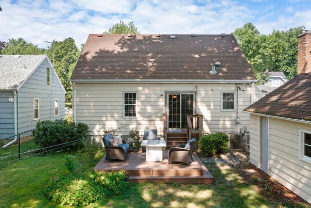 986 Galvin Avenue, West Saint Paul, MN 55118