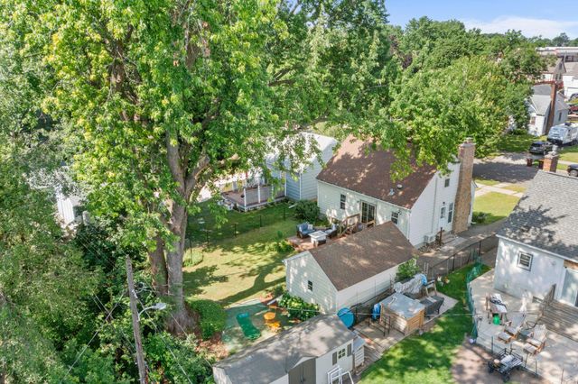 986 Galvin Avenue, West Saint Paul, MN 55118