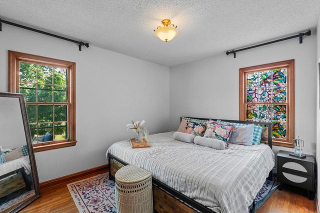 986 Galvin Avenue, West Saint Paul, MN 55118