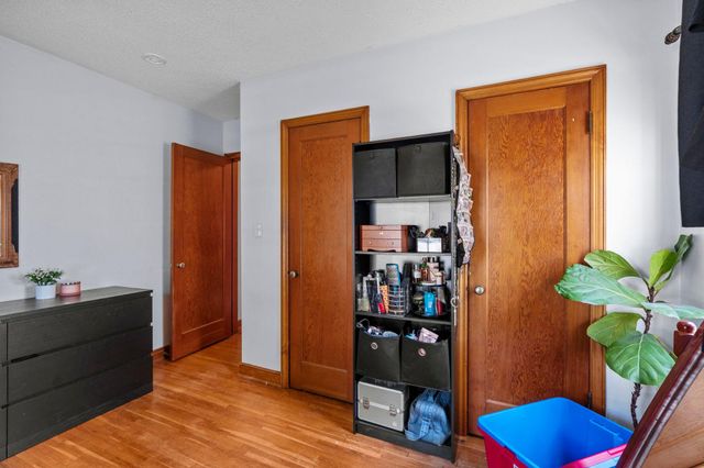 986 Galvin Avenue, West Saint Paul, MN 55118
