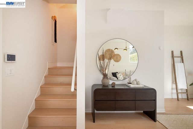 3175 Revere Ave, Oakland, CA 94605