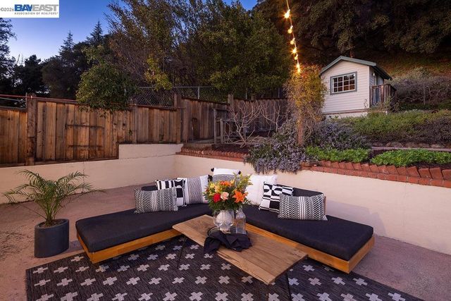 3175 Revere Ave, Oakland, CA 94605