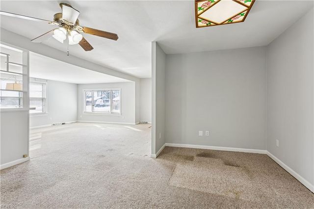 206 Shamrock AVE, Yorktown, VA 23693