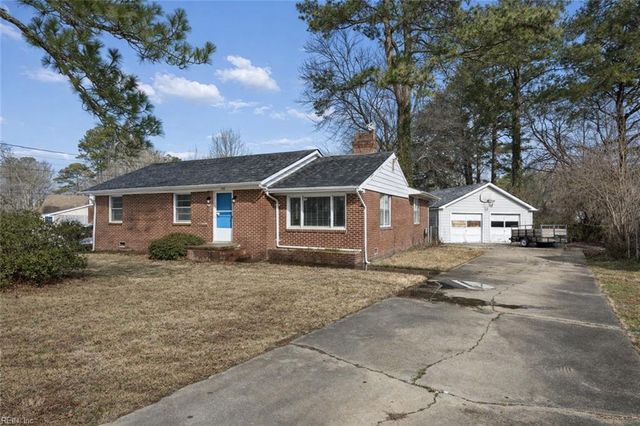 206 Shamrock AVE, Yorktown, VA 23693