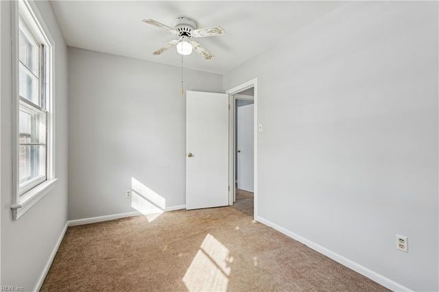 206 Shamrock AVE, Yorktown, VA 23693