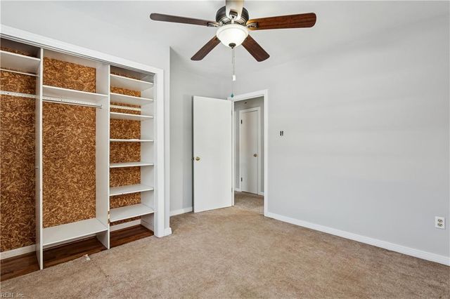 206 Shamrock AVE, Yorktown, VA 23693