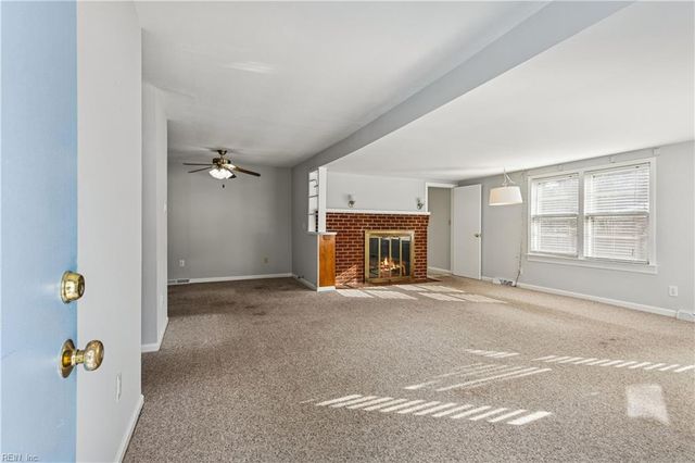 206 Shamrock AVE, Yorktown, VA 23693