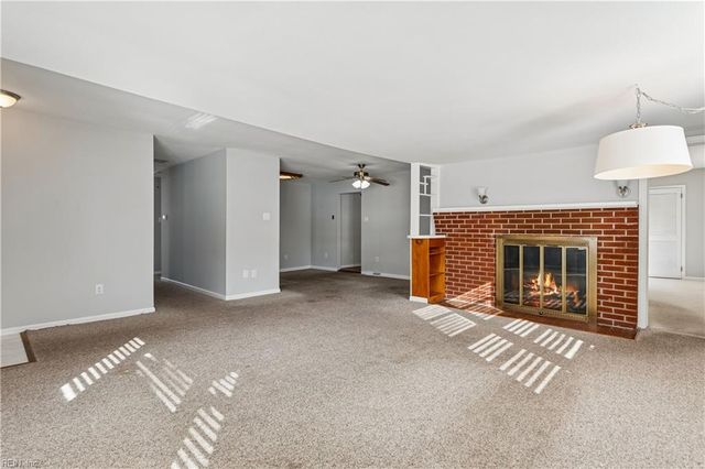 206 Shamrock AVE, Yorktown, VA 23693