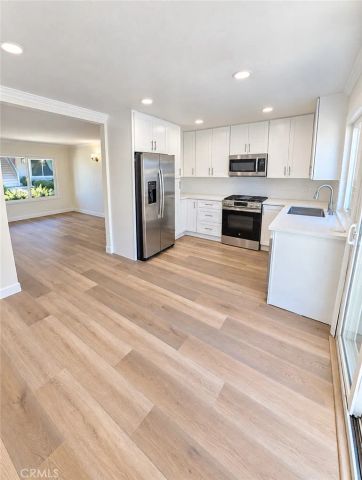 46 Eagle Point 25, Irvine, CA 92604