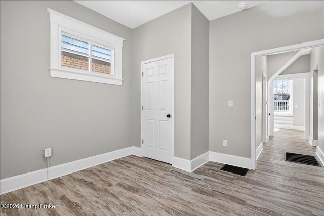 2238 Hale Ave, Louisville, KY 40210