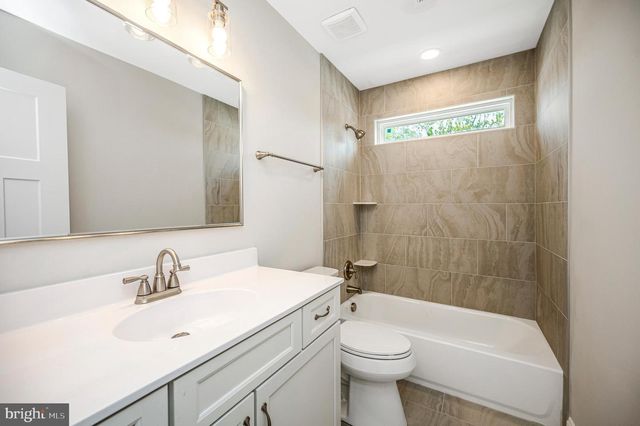 6103 1ST ST, King George, VA 22485