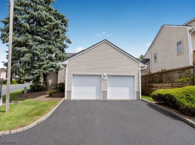 69 Davey Dr, West Orange Twp., NJ 07052