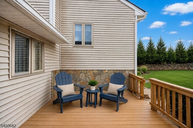 69 Davey Dr, West Orange Twp., NJ 07052