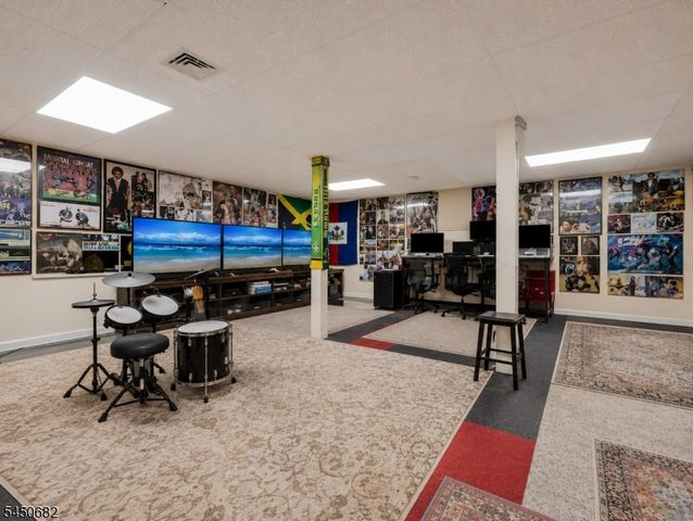 69 Davey Dr, West Orange Twp., NJ 07052