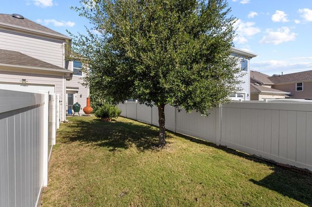 1420 Bull Street, Aubrey, TX 76227