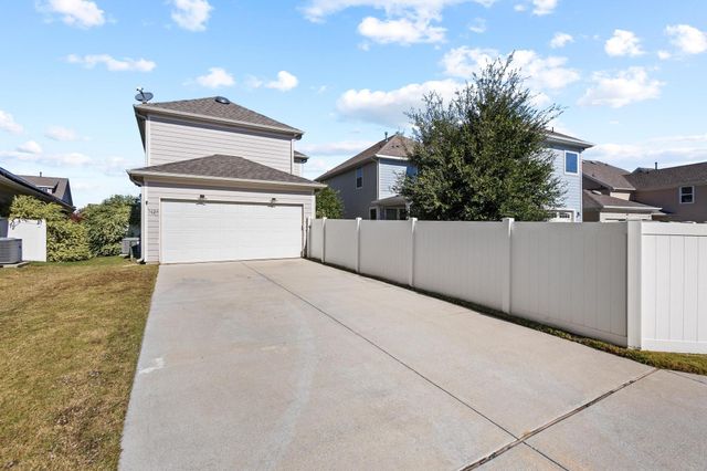 1420 Bull Street, Aubrey, TX 76227